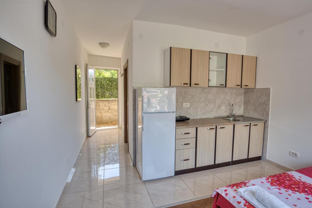 Apartmani Cukic Rafailovici Budva Zewnętrze zdjęcie